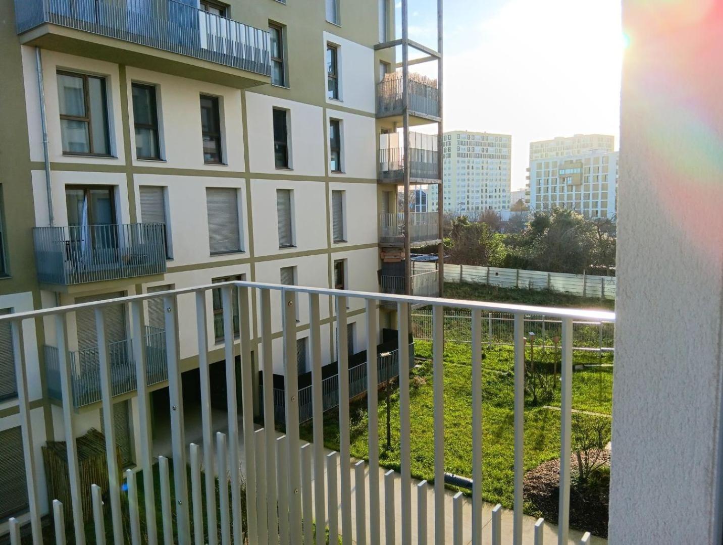 Destiny Appart' Paris -Beauvais-Orly- Podcasts- Stade De France Stains Exteriör bild